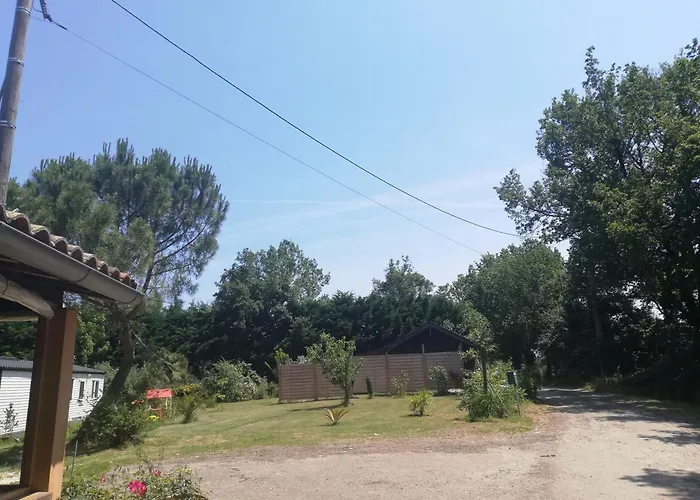 Charmante Cabane A La Ferme, A 15 Min De Moissac